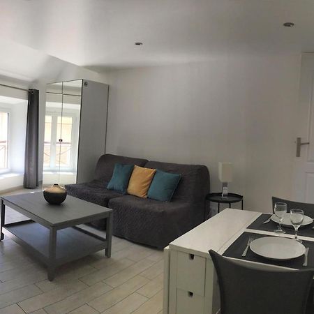 Appartamento Duplex Bellifontain Au Coeur De Fontainebleau Esterno foto