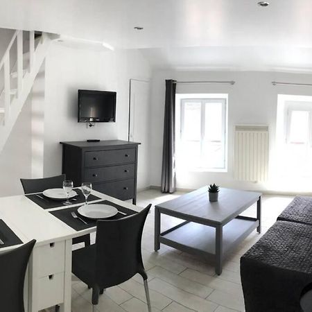 Appartamento Duplex Bellifontain Au Coeur De Fontainebleau Esterno foto
